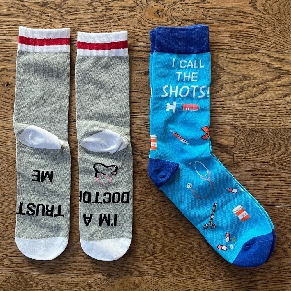 Funny Medical Men’s Crew Socks 2 Pair Doctor Novelty Gift
